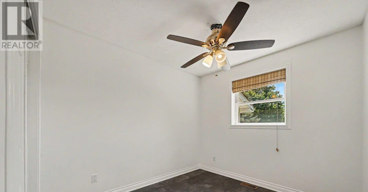 978 Rideau Road, Ottawa, ON, K1X 1H5 - 9