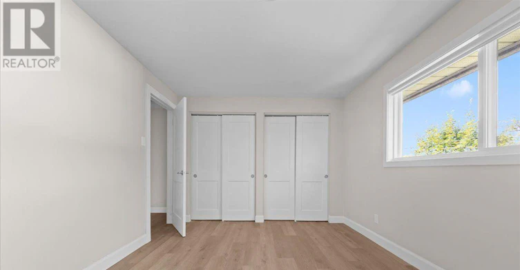 999 Meadowlands Drive, Ottawa, ON, K2E 7Z8 - 13
