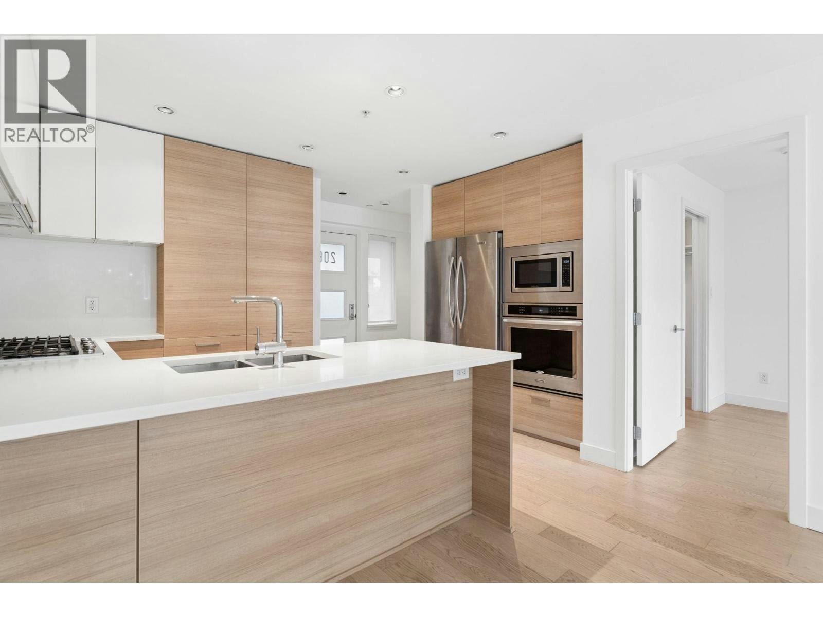 206-3456 Commercial Street, Vancouver, BC, V5N 4E9 - 13