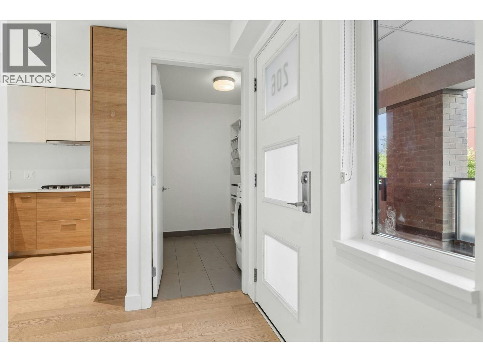 206-3456 Commercial Street, Vancouver, BC, V5N 4E9 - 5