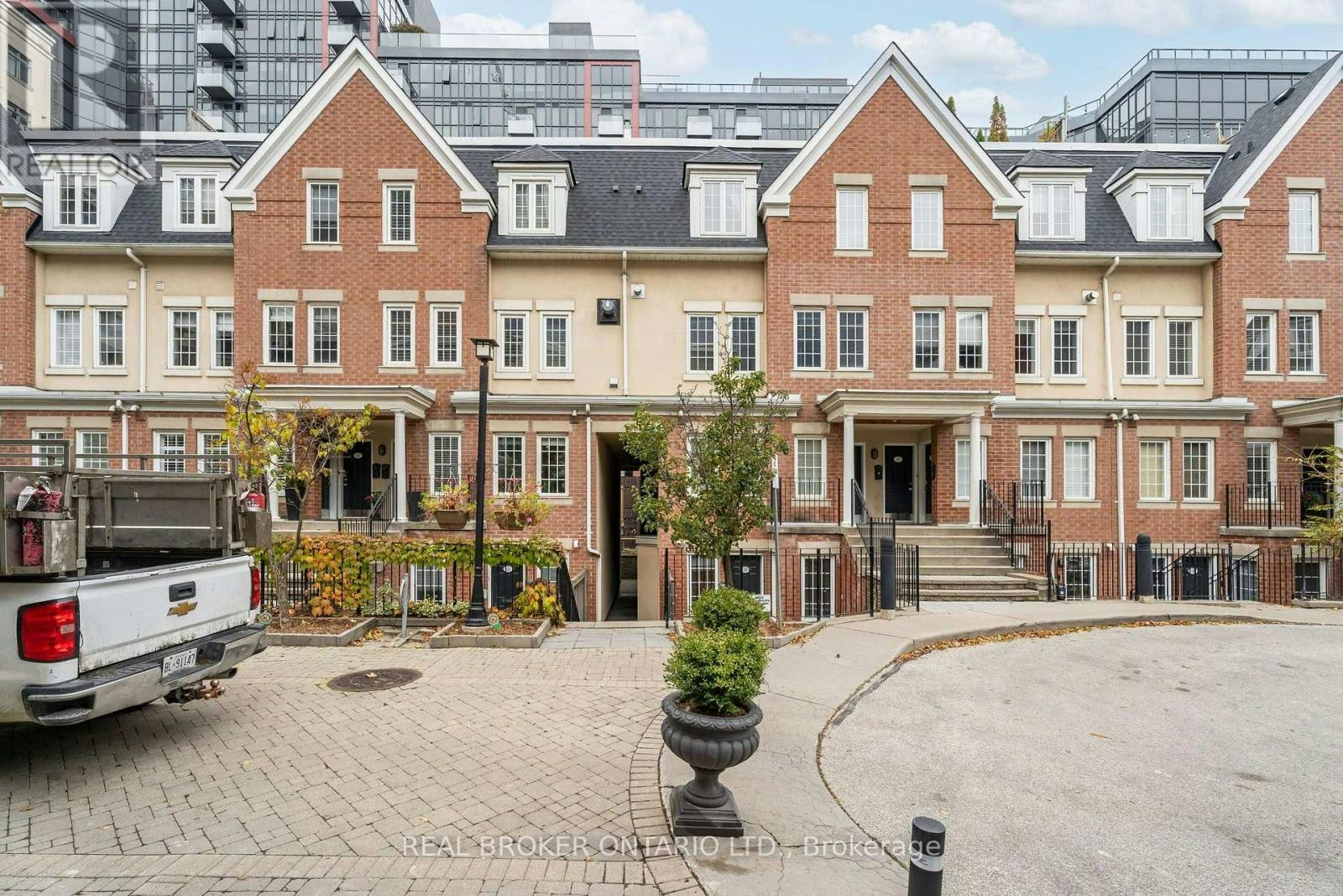 32-11 Niagara Street W, Toronto, ON, M5V 3N9 - 2