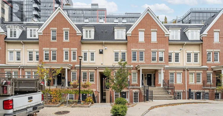 32-11 Niagara Street W, Toronto, ON, M5V 3N9 - 2