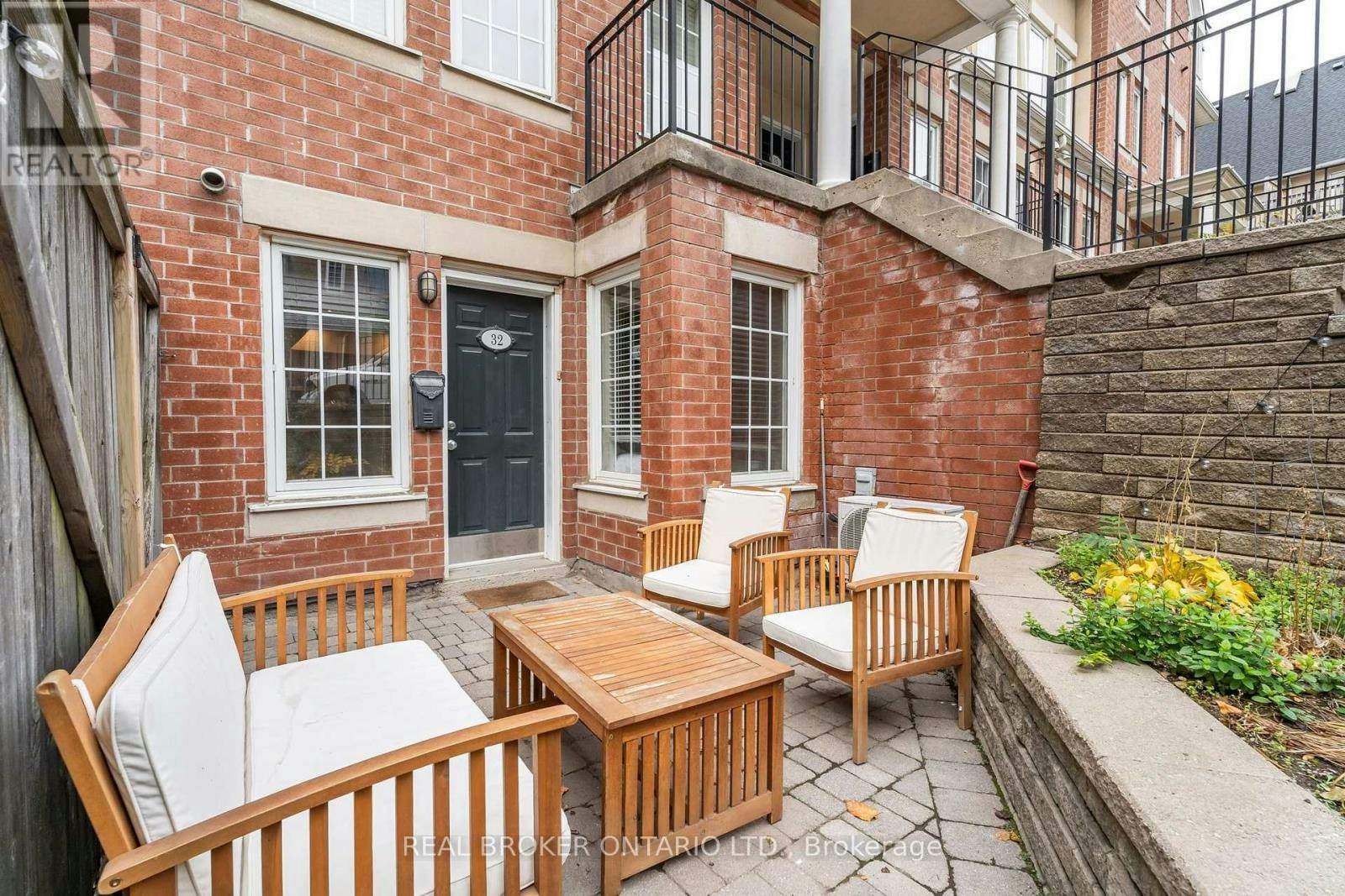 32-11 Niagara Street W, Toronto, ON, M5V 3N9 - 6