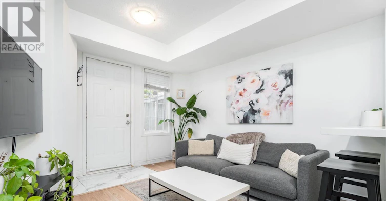 32-11 Niagara Street W, Toronto, ON, M5V 3N9 - 13