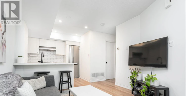 32-11 Niagara Street W, Toronto, ON, M5V 3N9 - 10