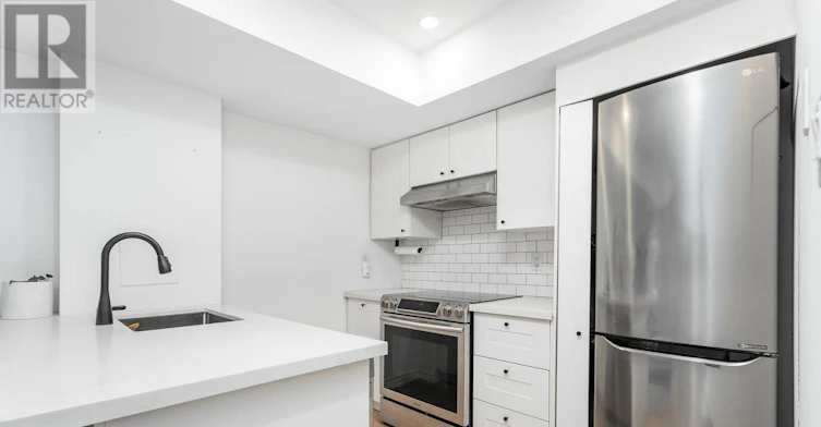 32-11 Niagara Street W, Toronto, ON, M5V 3N9 - 18