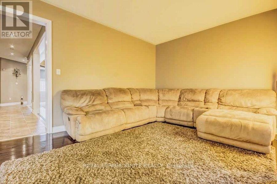 MAIN-1584 Quail Run Drive, Oshawa, ON, L1K 0E1 - 8