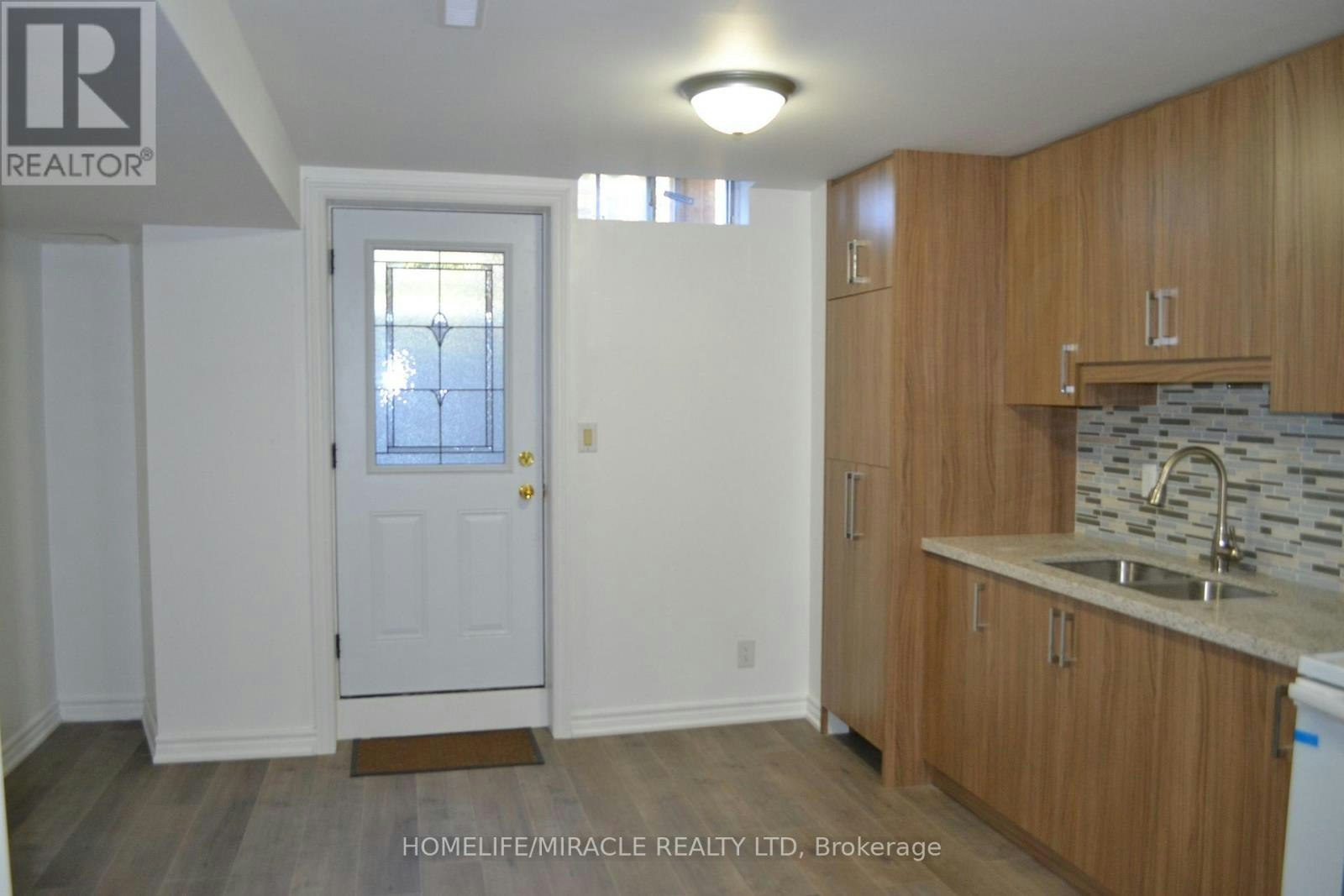 BASEMENT-43 Norman Ross Drive, Markham, ON, L3S 2Z2 - 6