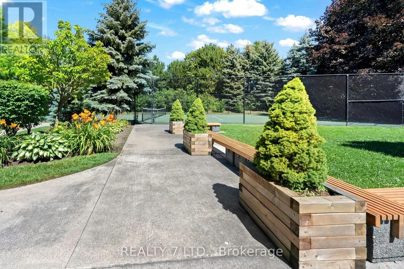 216-9 Northern Heights Drive, Richmond Hill, ON, L4B 4M5 - 35