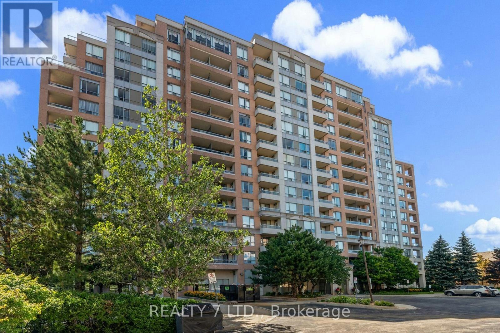 216-9 Northern Heights Drive, Richmond Hill, ON, L4B 4M5 - 2