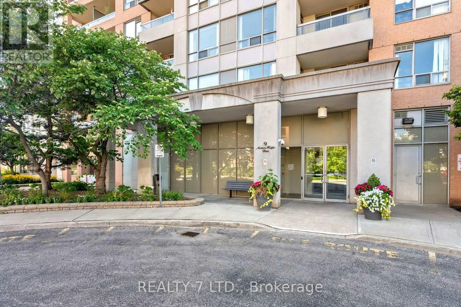 216-9 Northern Heights Drive, Richmond Hill, ON, L4B 4M5 - 5