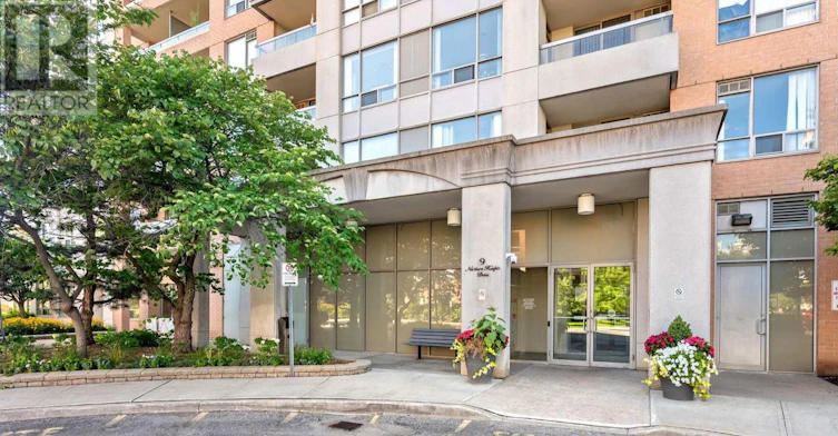 216-9 Northern Heights Drive, Richmond Hill, ON, L4B 4M5 - 5