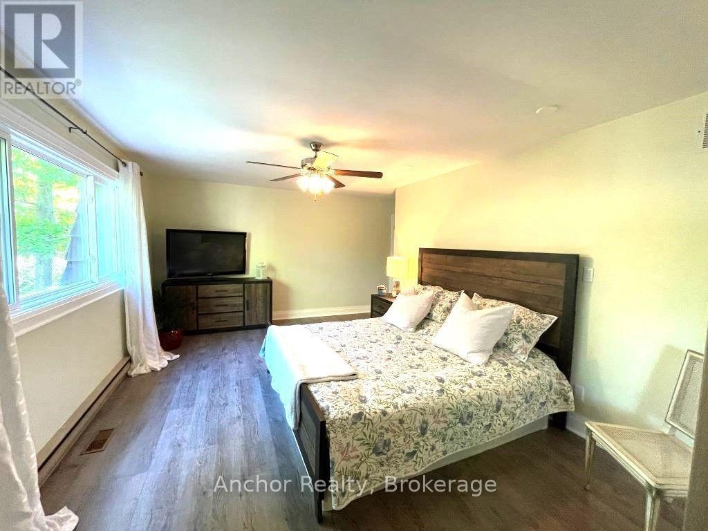 630 Farquhar Street, Gravenhurst, ON, P1P 1E3 - 12
