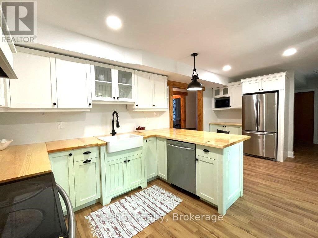 630 Farquhar Street, Gravenhurst, ON, P1P 1E3 - 6