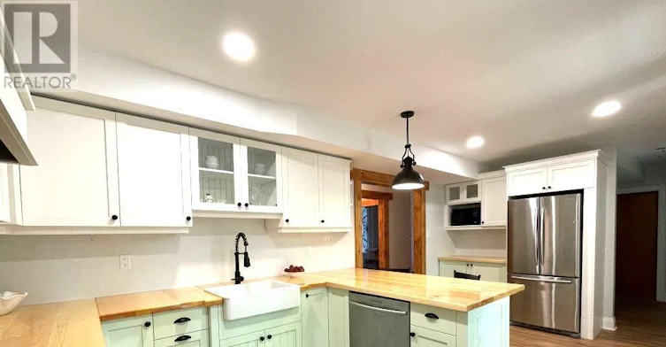 630 Farquhar Street, Gravenhurst, ON, P1P 1E3 - 6