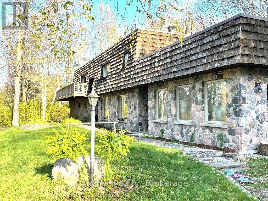 630 Farquhar Street, Gravenhurst, ON, P1P 1E3 - 3