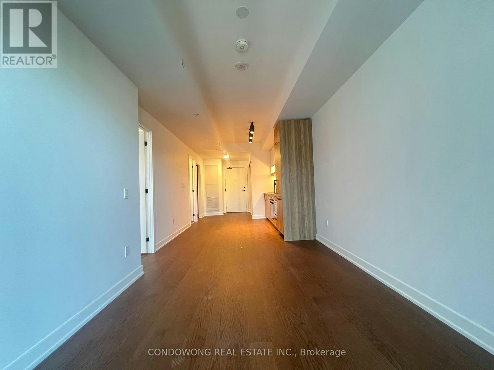 720-91 Montclair Avenue, Toronto, ON, M5P 0B1 - 3