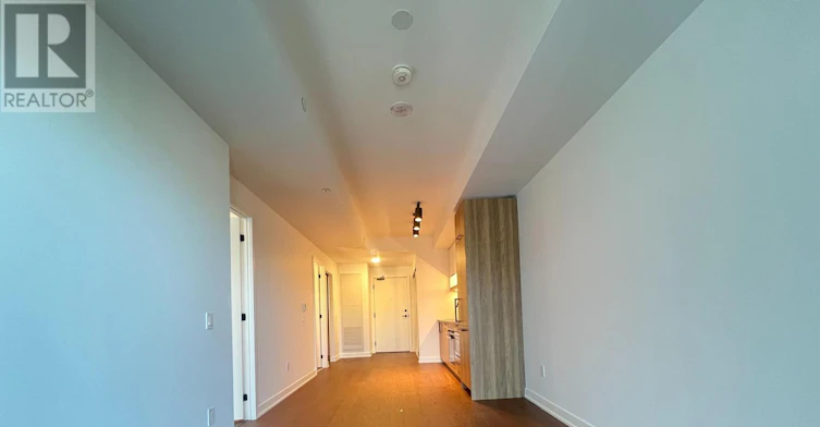 720-91 Montclair Avenue, Toronto, ON, M5P 0B1 - 3