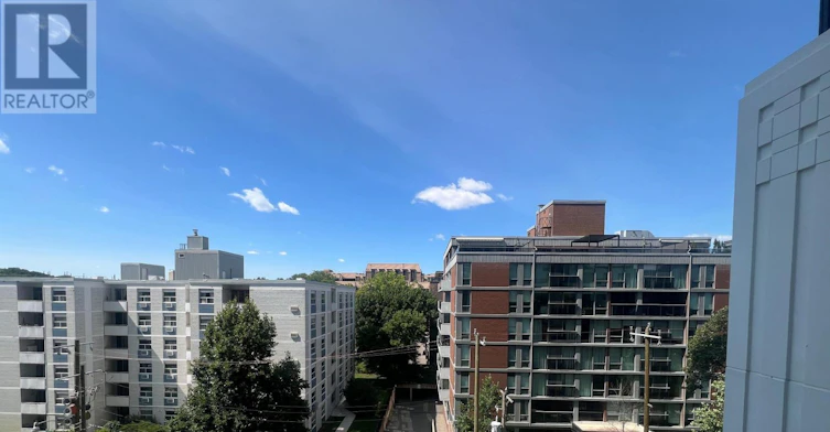 720-91 Montclair Avenue, Toronto, ON, M5P 0B1 - 11