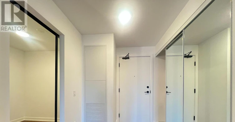 720-91 Montclair Avenue, Toronto, ON, M5P 0B1 - 7