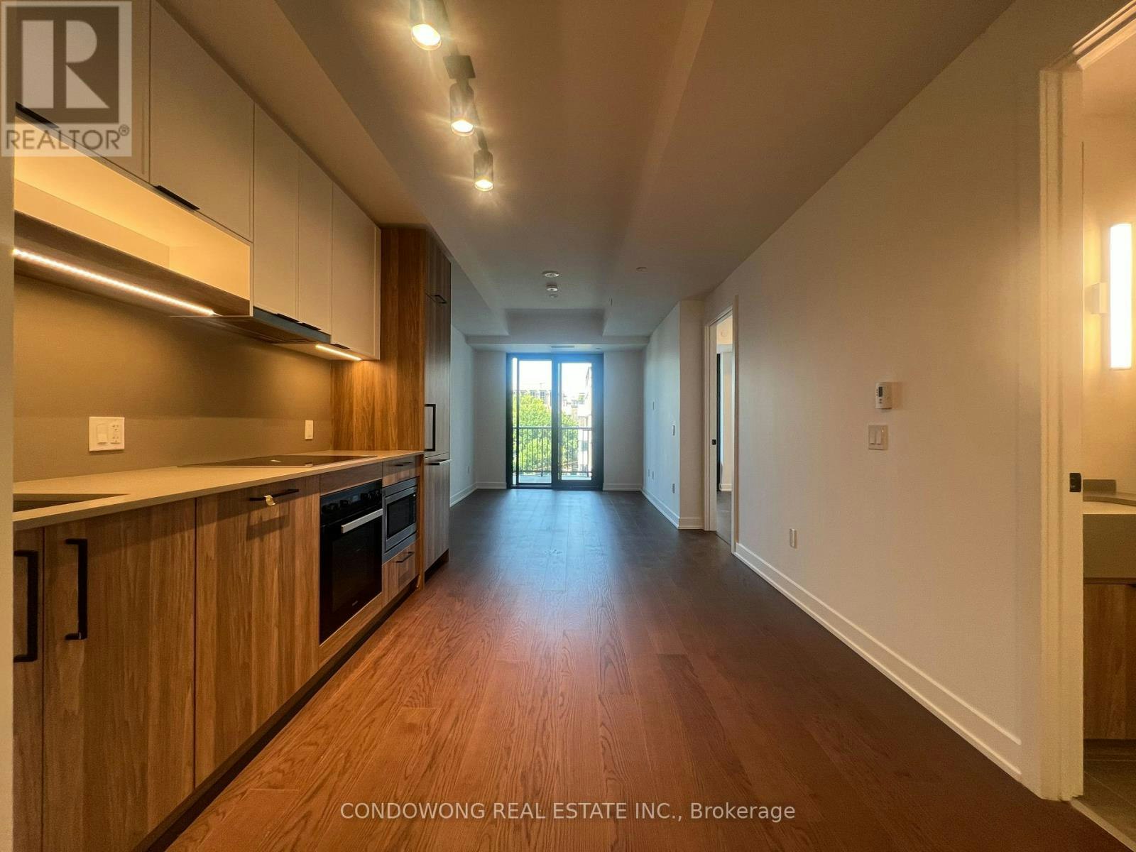 720-91 Montclair Avenue, Toronto, ON, M5P 0B1
