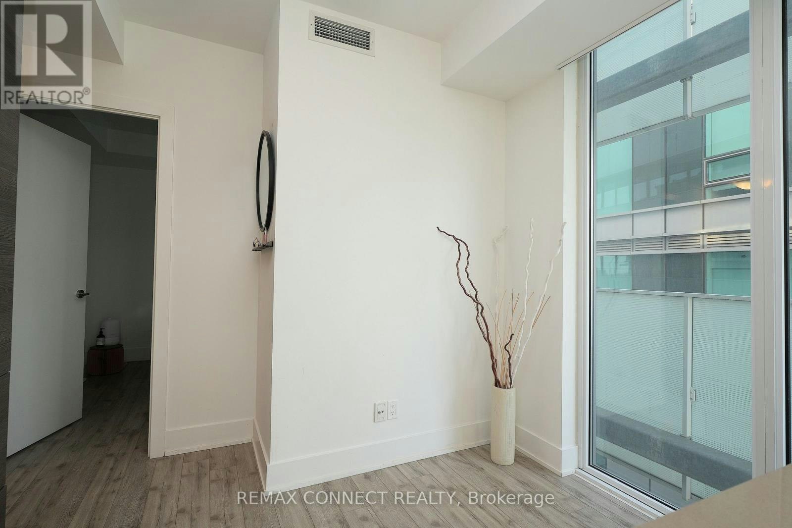 2009-200 Bloor Street W, Toronto, ON, M5S 1T8 - 10