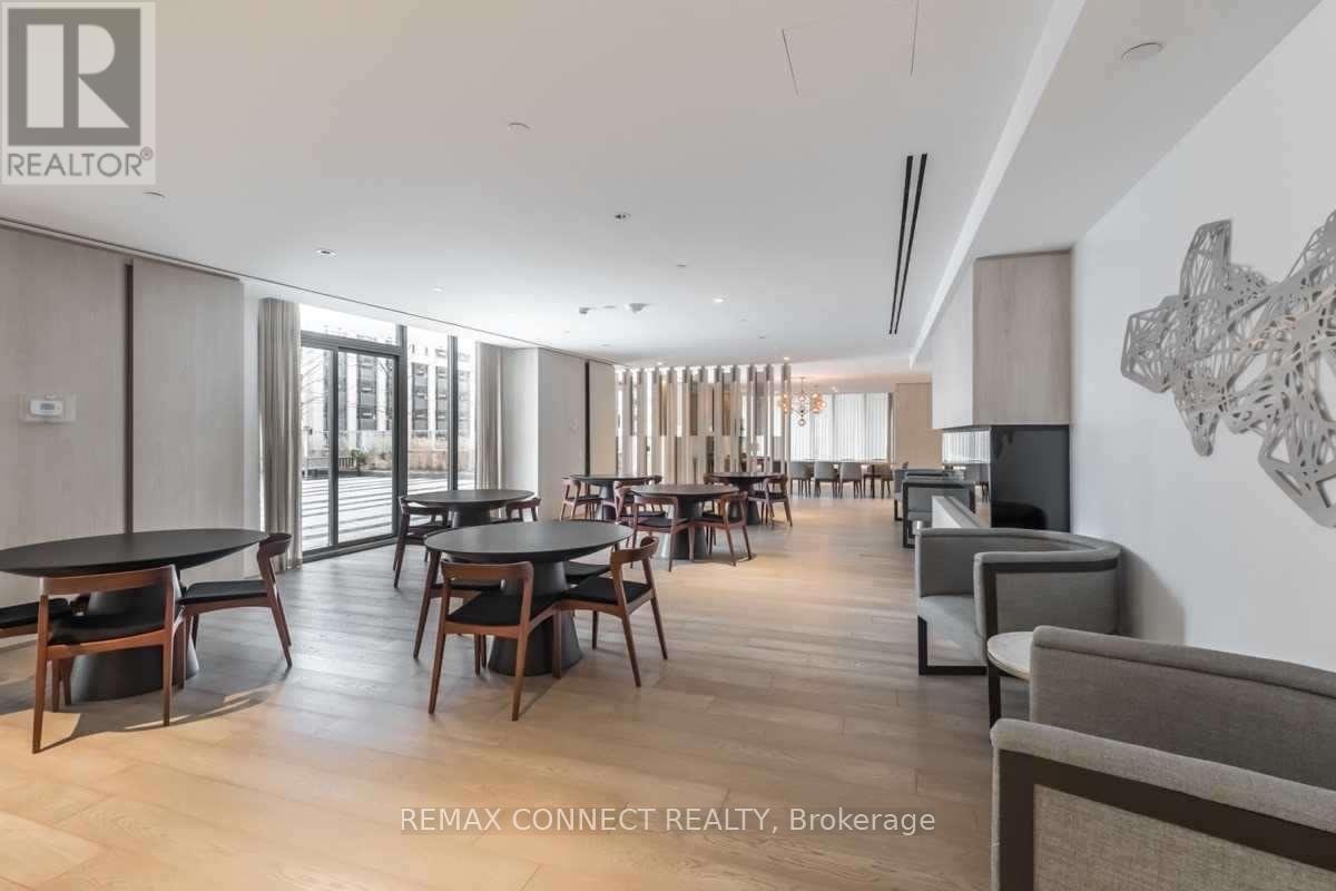 2009-200 Bloor Street W, Toronto, ON, M5S 1T8 - 35
