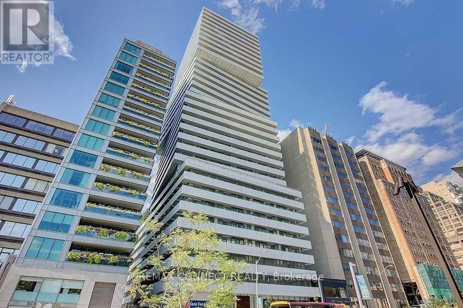 2009-200 Bloor Street W, Toronto, ON, M5S 1T8