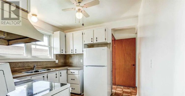 MAIN-361 Gliddon Avenue, Oshawa, ON, L1H 1Z6 - 7