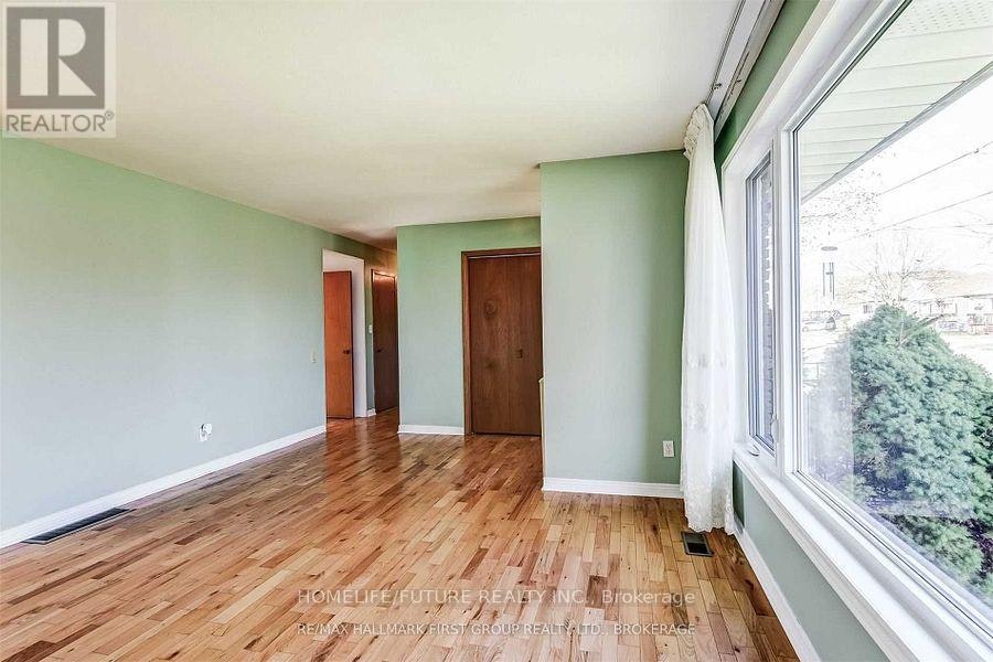 MAIN-361 Gliddon Avenue, Oshawa, ON, L1H 1Z6 - 4