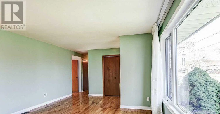 MAIN-361 Gliddon Avenue, Oshawa, ON, L1H 1Z6 - 4