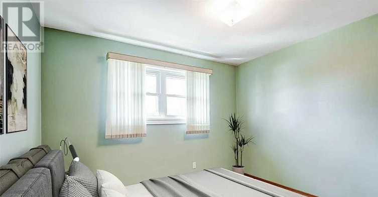 MAIN-361 Gliddon Avenue, Oshawa, ON, L1H 1Z6 - 11