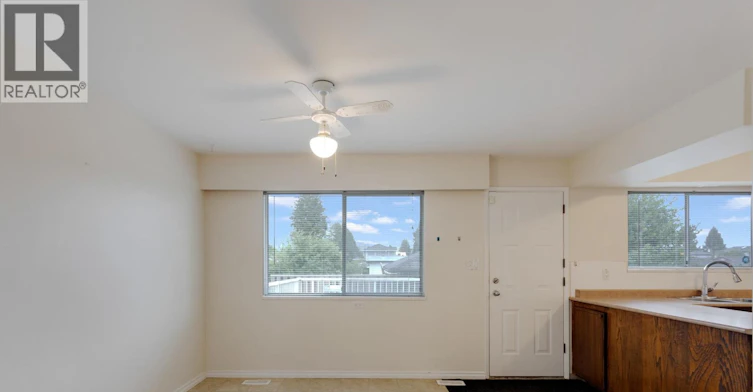 Duplex-1060 Fell Avenue, Burnaby, BC, V5B 3Y6 - 5
