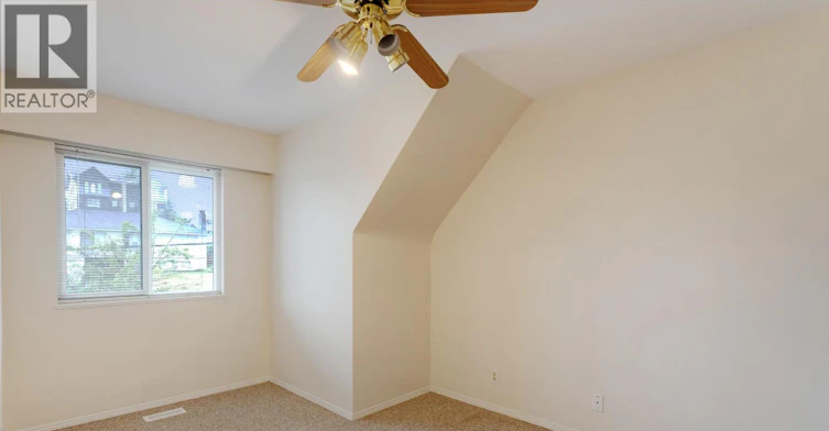 Duplex-1060 Fell Avenue, Burnaby, BC, V5B 3Y6 - 16