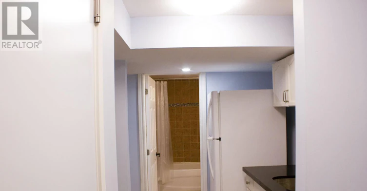 LOWER-12 Woodgrove Court, Barrie, ON, L4M 5B6 - 7