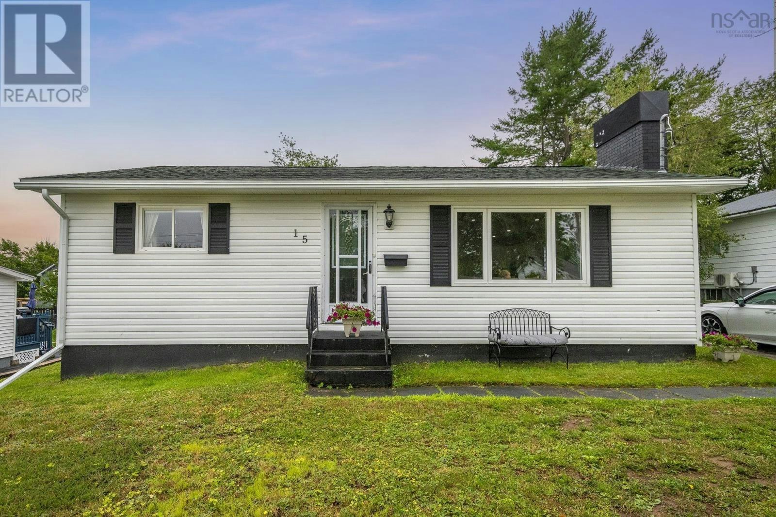 15 Terrace Avenue, Stellarton, NS, B0K 1S0