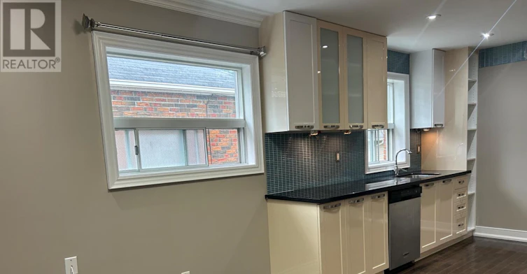 2-26 Barker Avenue, Toronto, ON, M4C 2N3 - 5