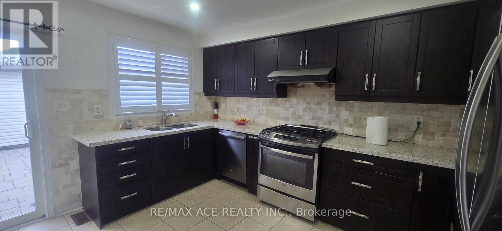 100 Staines Road, Toronto, ON, M1X 1Y9 - 11