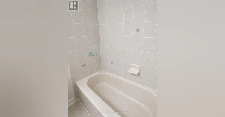 100 Staines Road, Toronto, ON, M1X 1Y9 - 24