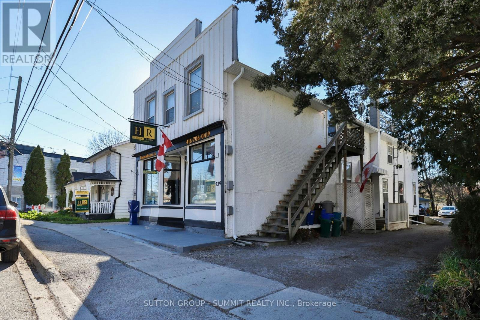 4-239 Main Street, King, ON, L0G 1T0