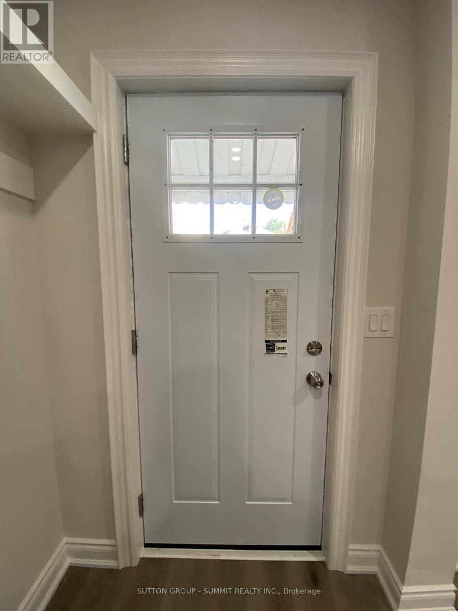 4-239 Main Street, King, ON, L0G 1T0 - 2