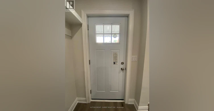 4-239 Main Street, King, ON, L0G 1T0 - 2