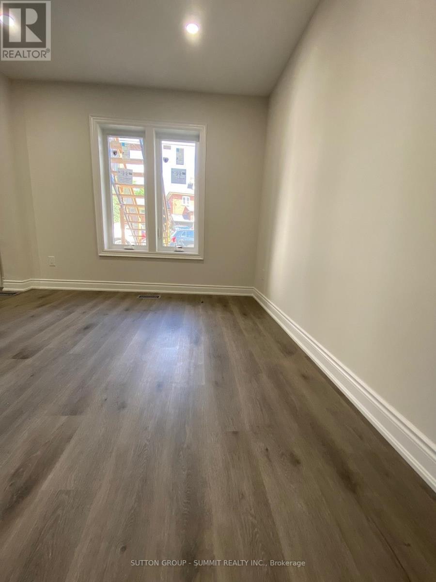 4-239 Main Street, King, ON, L0G 1T0 - 3