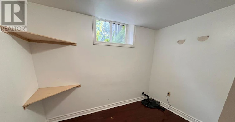 LOWER REAR-2027 Davenport Road, Toronto, ON, M6N 1C5 - 9
