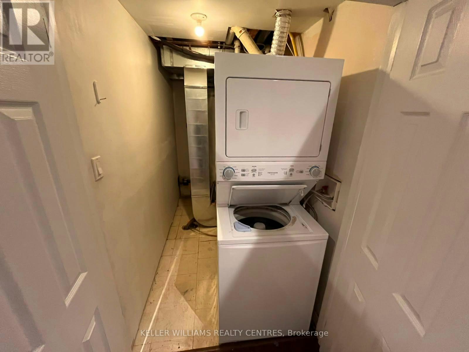 LOWER REAR-2027 Davenport Road, Toronto, ON, M6N 1C5 - 11