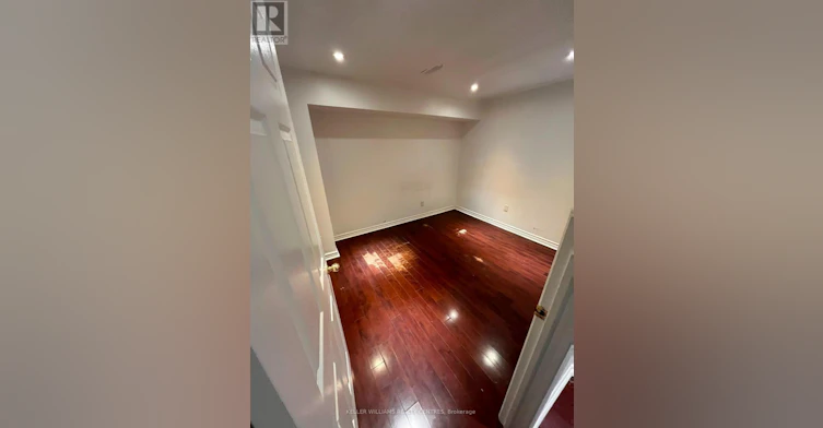 LOWER REAR-2027 Davenport Road, Toronto, ON, M6N 1C5 - 5