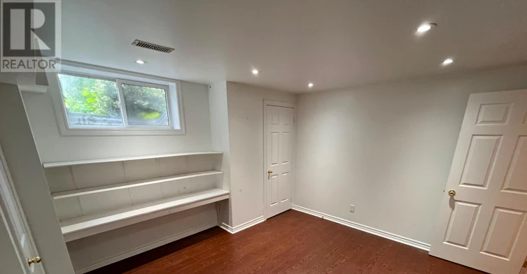 LOWER REAR-2027 Davenport Road, Toronto, ON, M6N 1C5 - 8