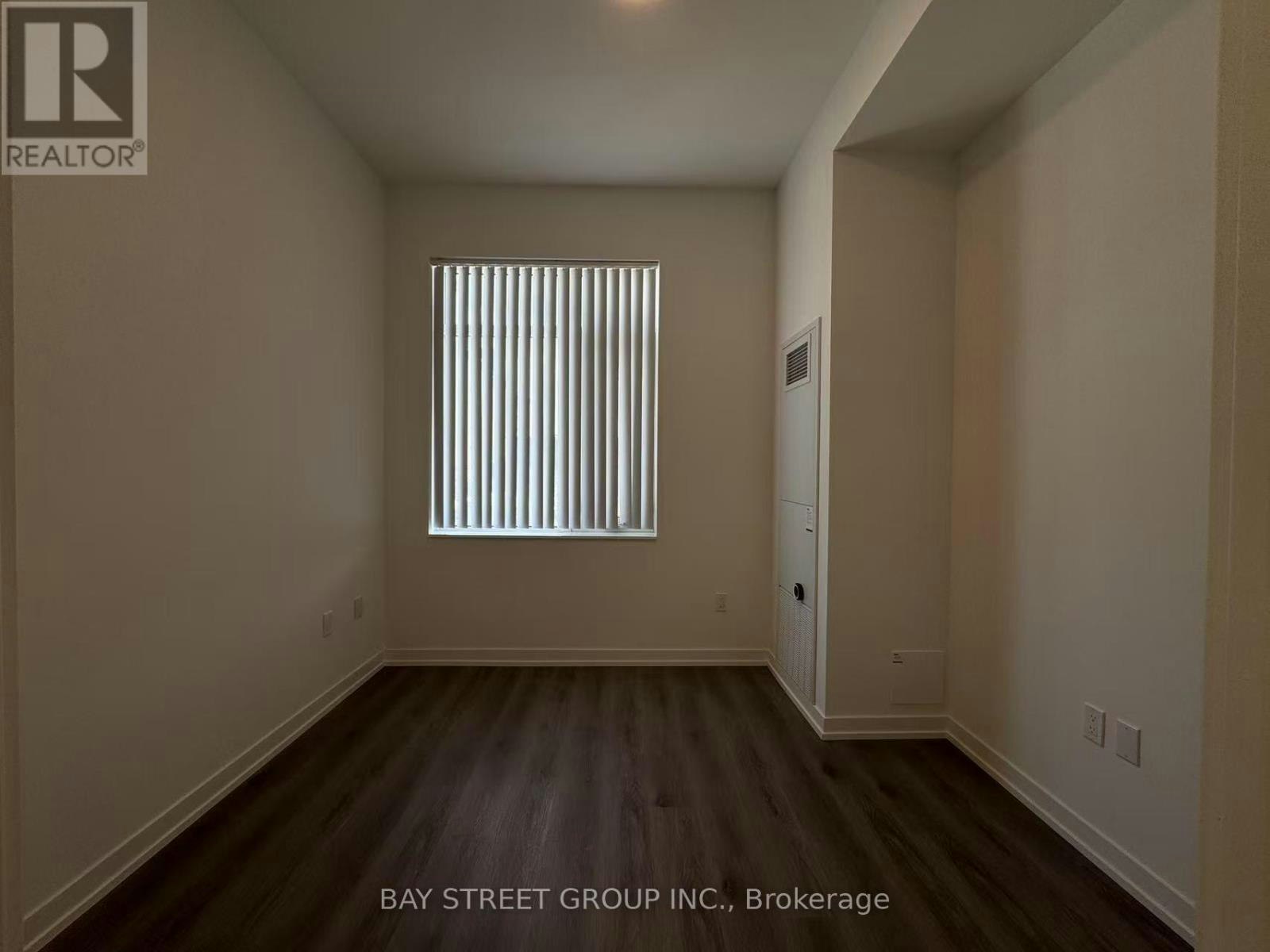 203-28 Interchange Way, Vaughan, ON, L4K 0P8 - 14