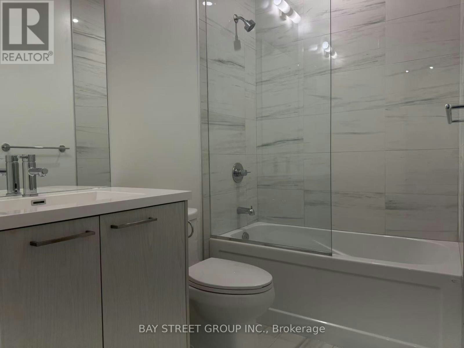 203-28 Interchange Way, Vaughan, ON, L4K 0P8 - 16