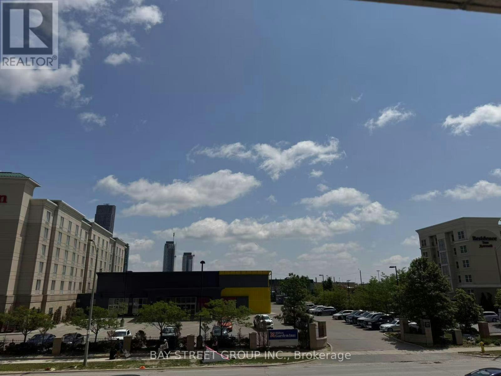 203-28 Interchange Way, Vaughan, ON, L4K 0P8 - 21